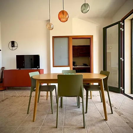 La Casa Di Leda Апартаменти *